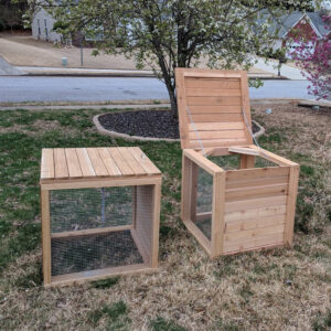 Ventilated Compost Bin with Removable Panels and Galvanized Mesh​
